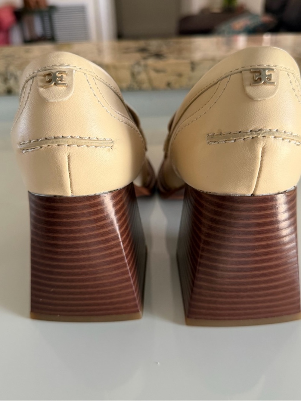 NWOT Sam Edelman Cream and Brown Leather Block Heel Loafers with Gold Chain - Picture 13 of 16